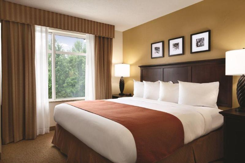 Baymont Inn & Suites By Wyndham San Marcos Exterior photo